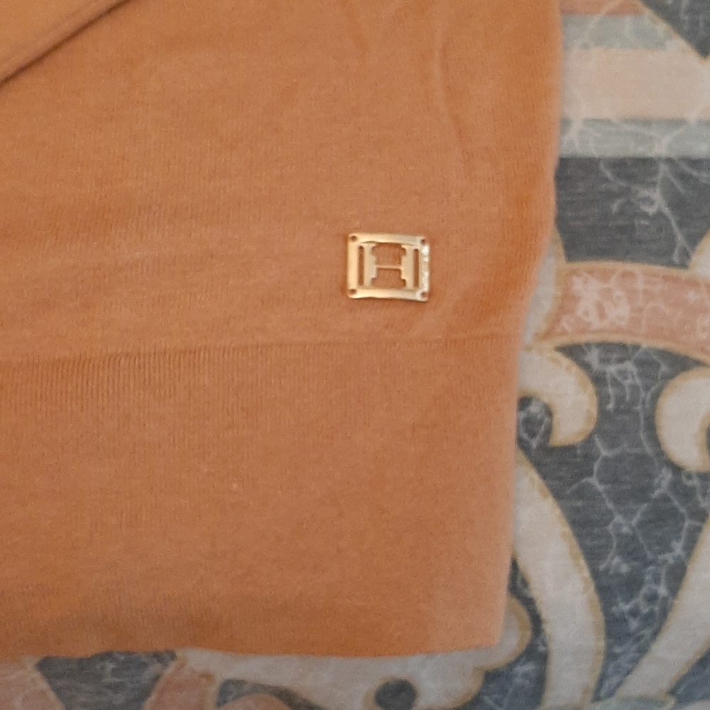 Tunic - Picture 3 of 6